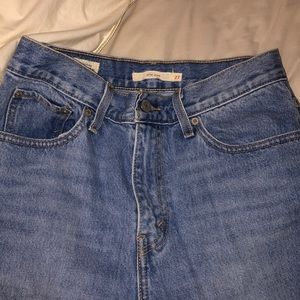 brand new levi mom jeans